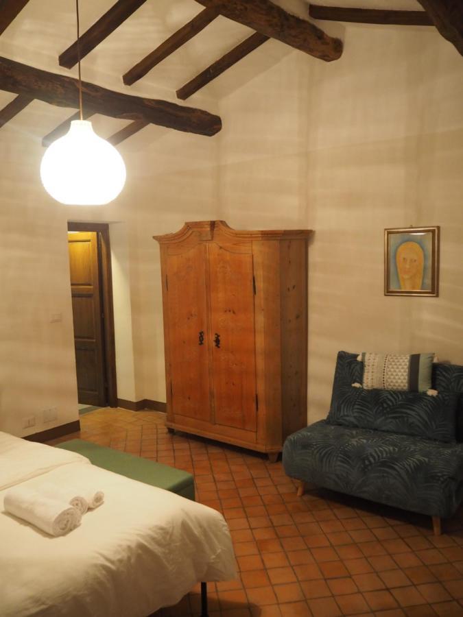 Le Querciolaie Monte Cavallo - Upper Apartment Saturnia Buitenkant foto