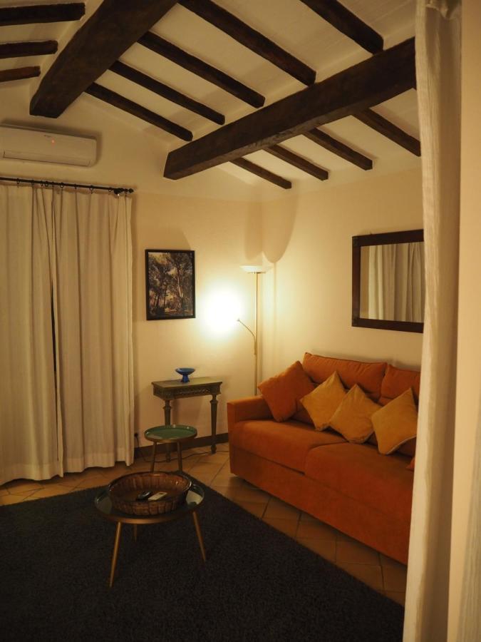 Le Querciolaie Monte Cavallo - Upper Apartment Saturnia Buitenkant foto
