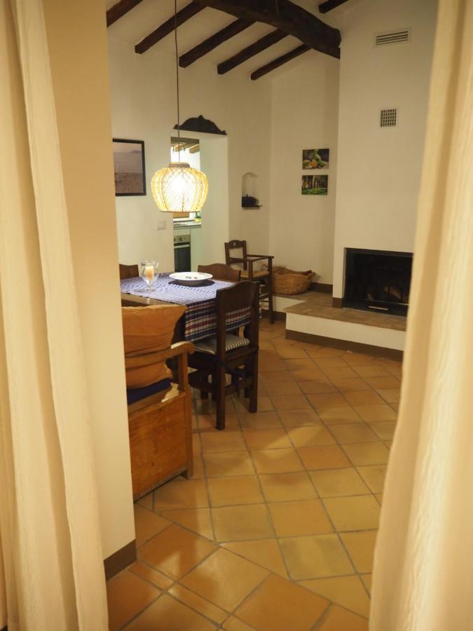 Le Querciolaie Monte Cavallo - Upper Apartment Saturnia Buitenkant foto